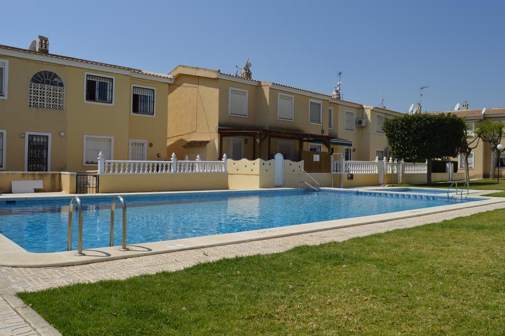 Apartment In Villamartin מראה חיצוני תמונה