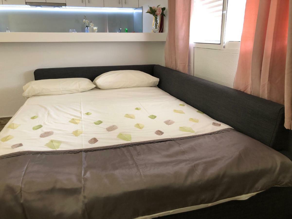 Apartment In Villamartin מראה חיצוני תמונה
